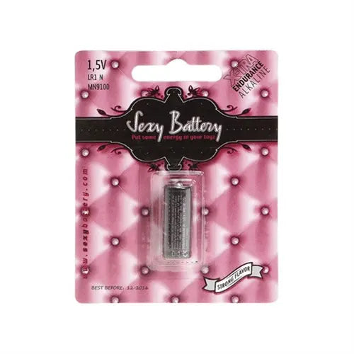 1.5V LR1 battery in pink blister pack, retail card with pull tab