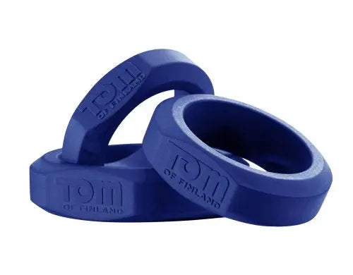 Silicone cock ring set with 3 blue rings, embossed branding details