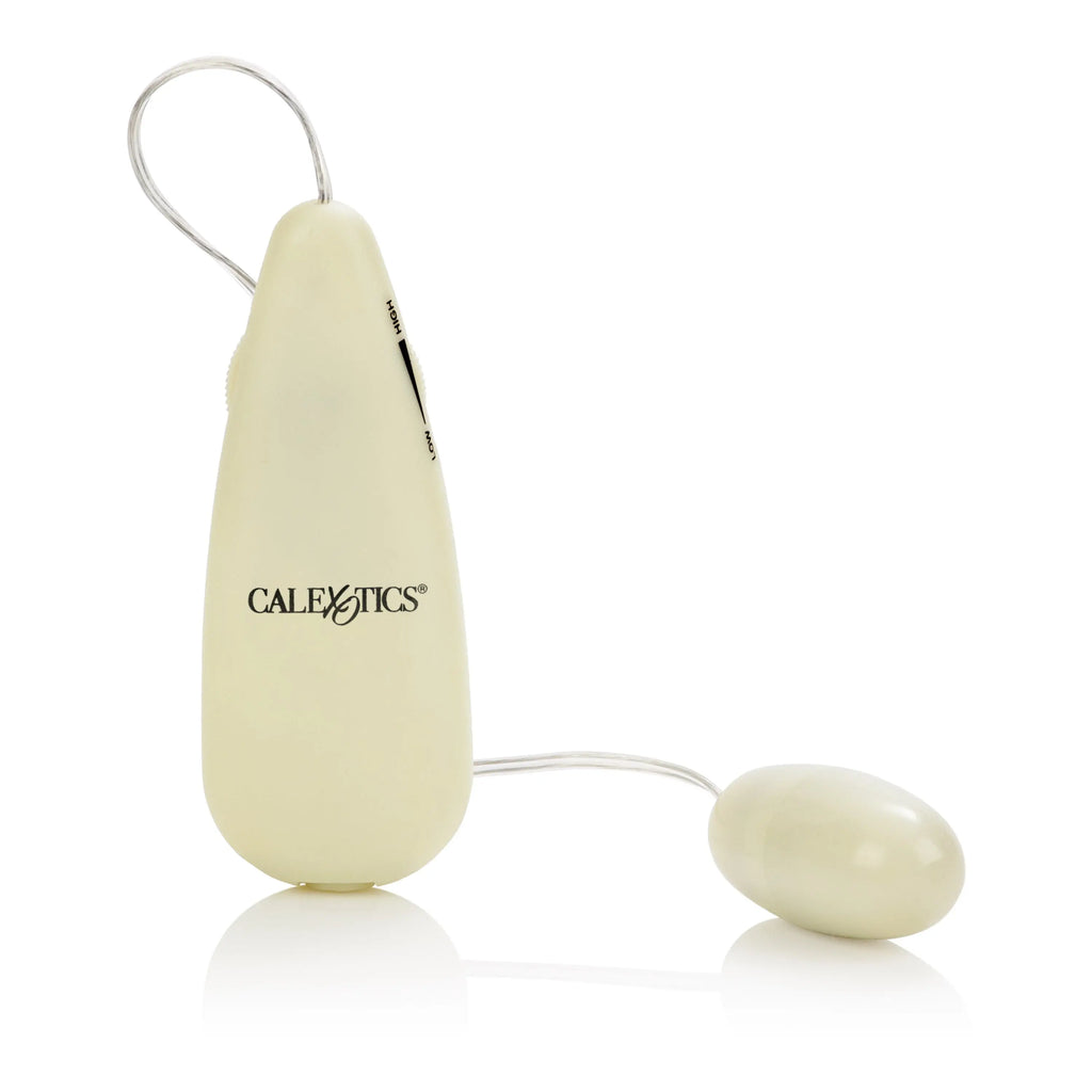 Glow-in-the-Dark Pocket Exotics Vibrating Glowing Bullet – body-safe materials USB-rechargeable | Fu'Cha Exotics