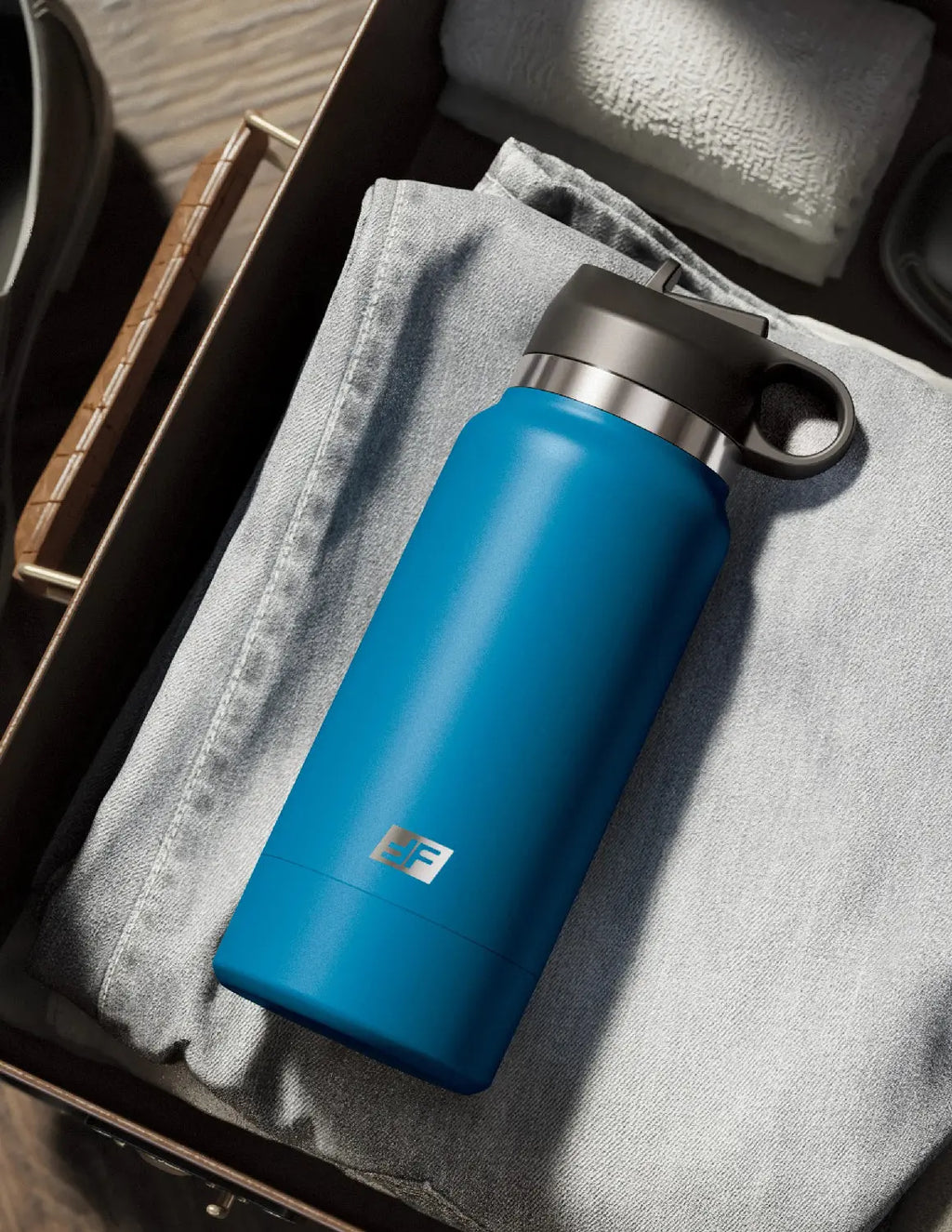 Fuck Flask - Private Pleaser - Blue Bottle - Light – body-safe materials suction stimulation | Fu'Cha Exotics