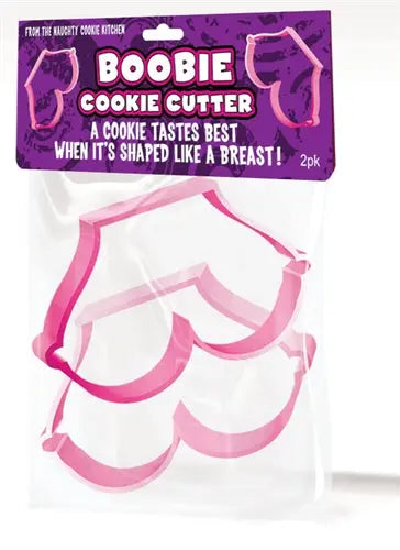 Pink breast-shaped cookie cutter set, 2-pack.