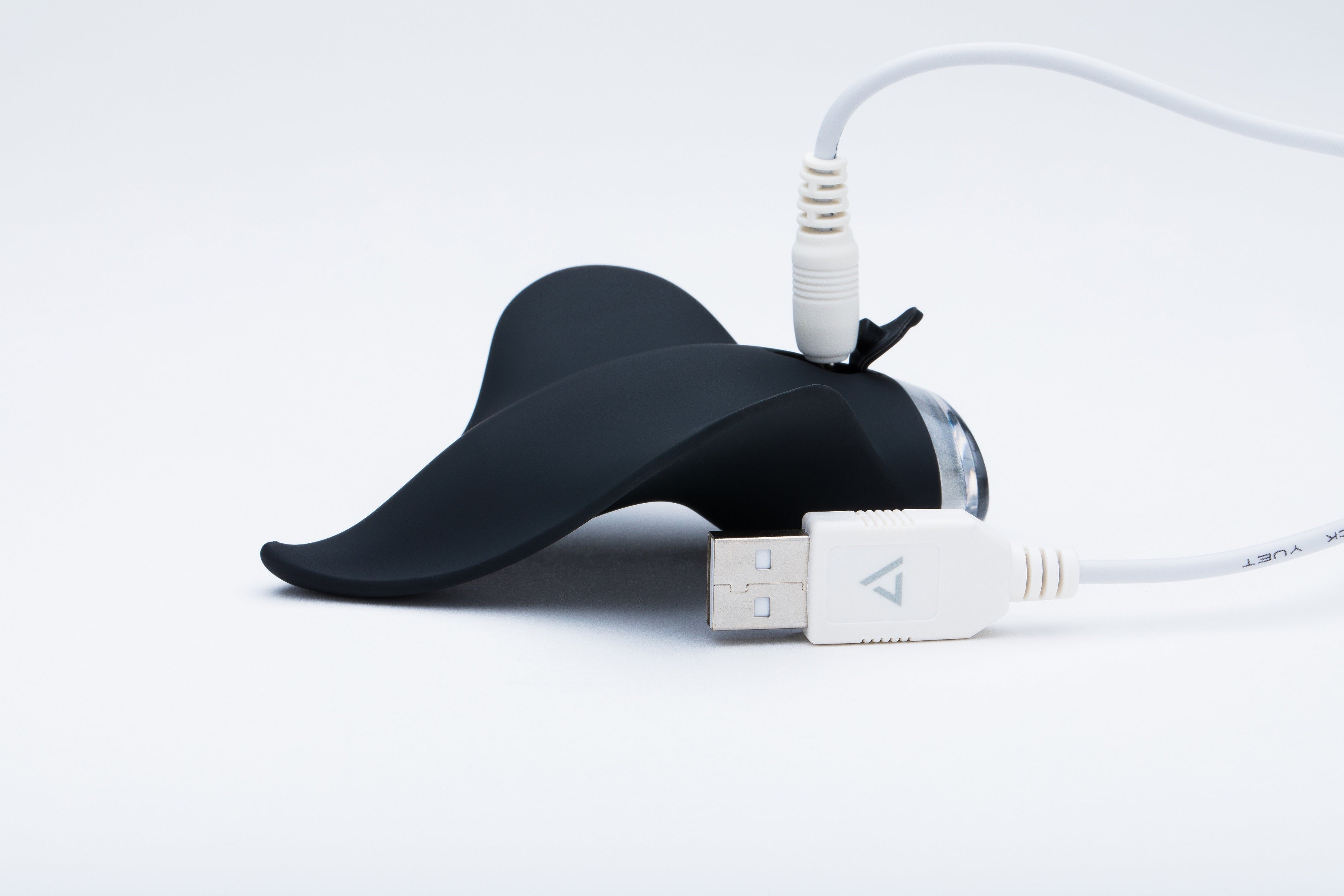 Mimic - Black
